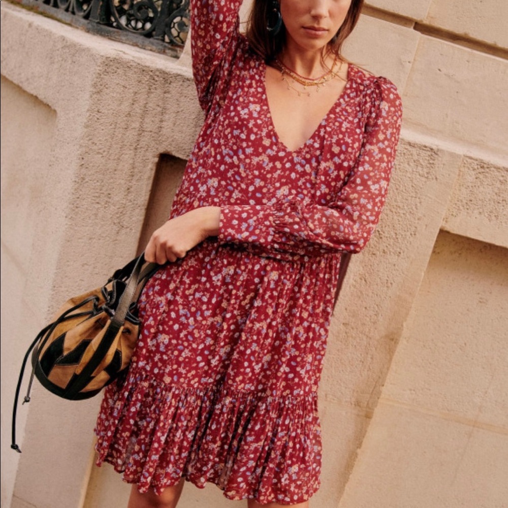 Sezane Aurena dress in burgundy flowers, size 8